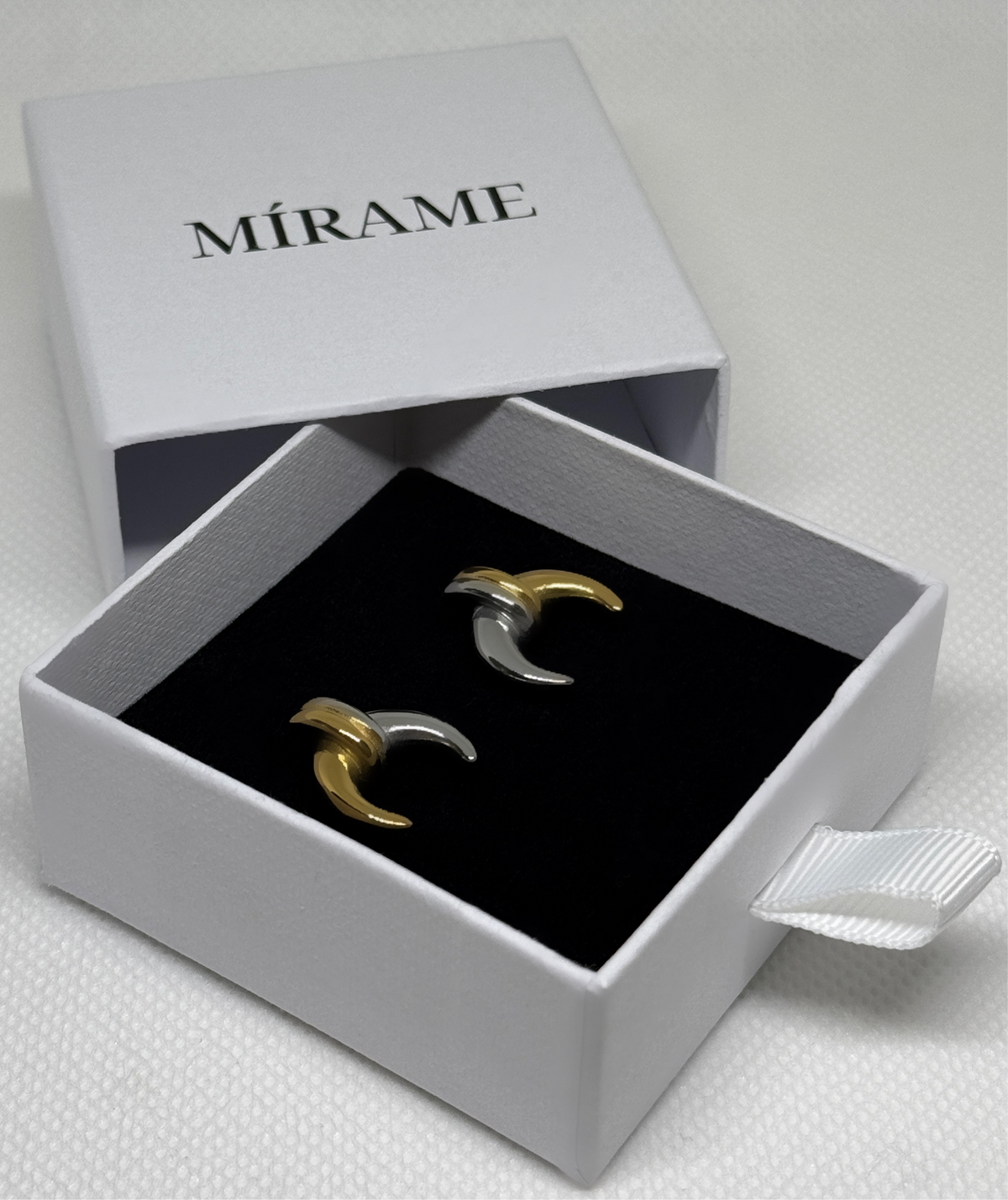 Lunara Earrings