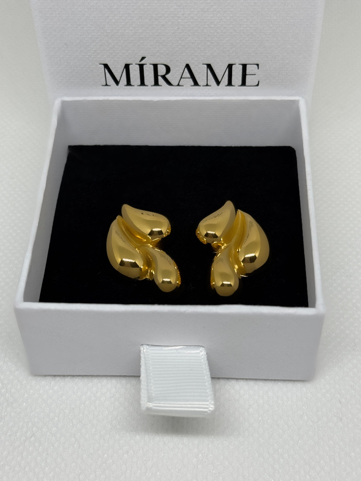 Melia Earrings – Gold