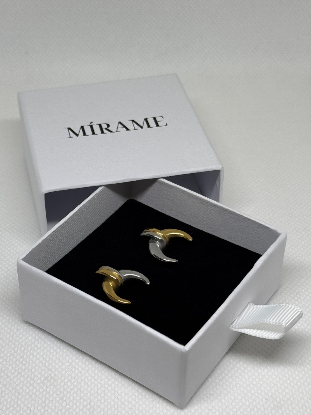 Lunara Earrings