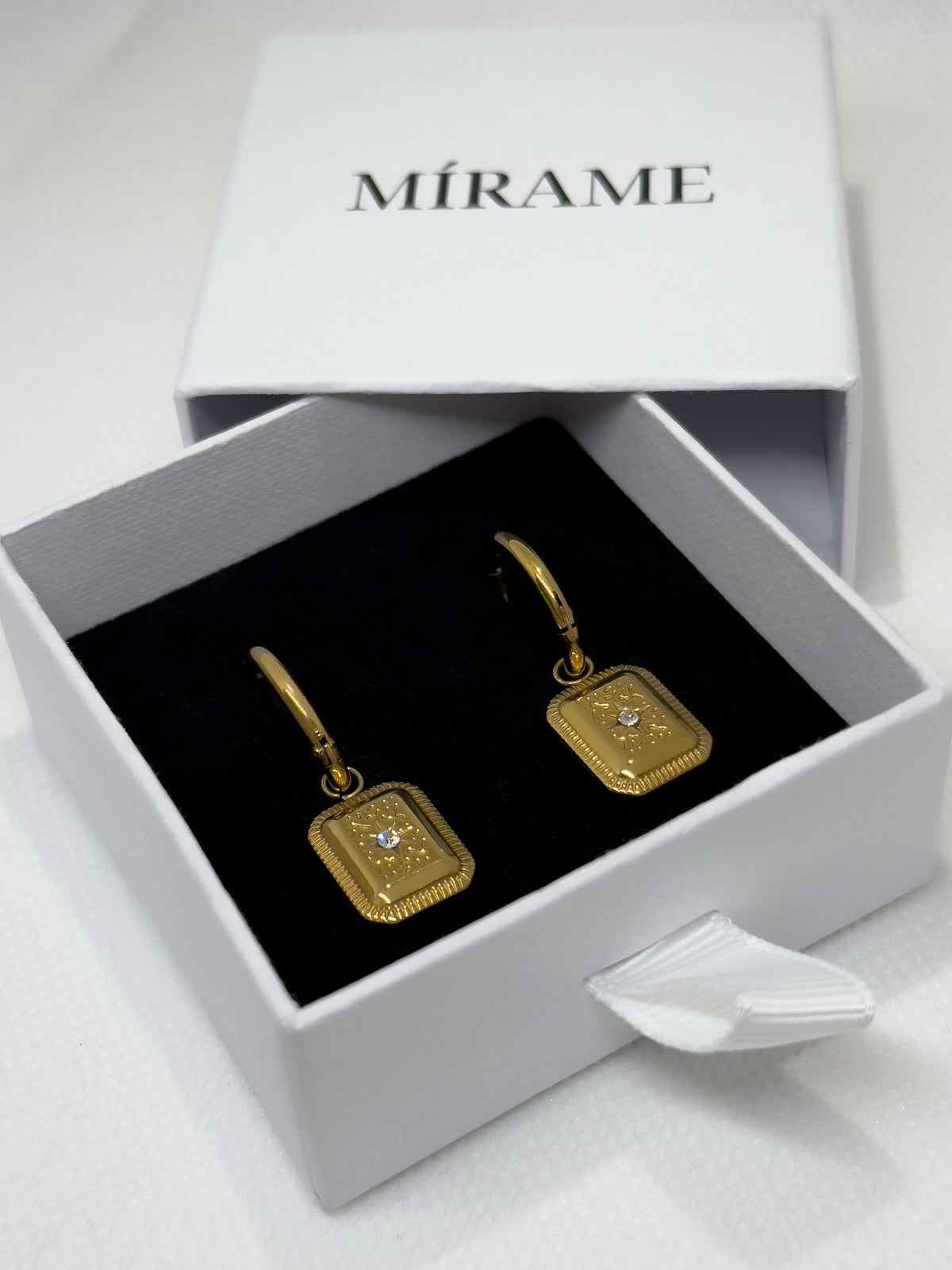 Aurelia Hoops