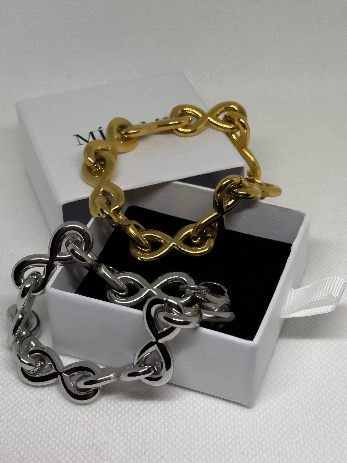 Infinita Bracelet